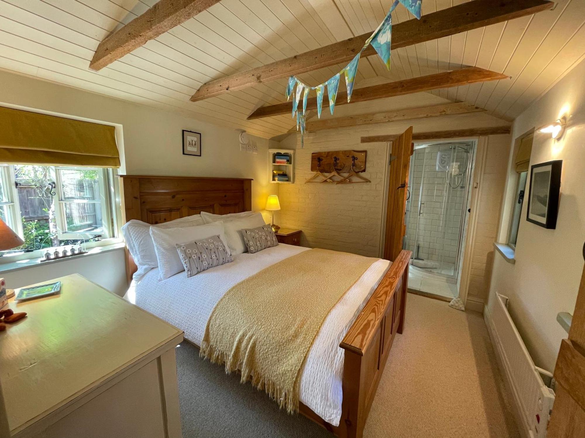 Dairy Luxury Bed & Breakfast 4*